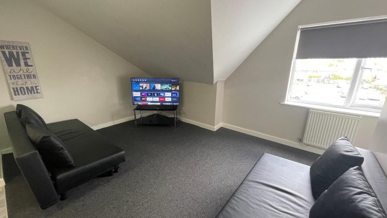 Mays Apartments - 102 Mill Street, Free Parking, 2 Minute Walk To Baltic Market And City Centre - Apartments Sleep 1-10 Guests Liverpool Eksteriør bilde