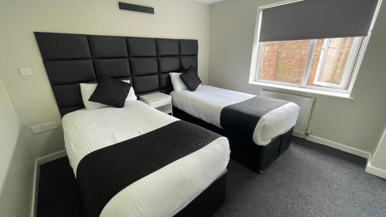 Mays Apartments - 102 Mill Street, Free Parking, 2 Minute Walk To Baltic Market And City Centre - Apartments Sleep 1-10 Guests Liverpool Eksteriør bilde