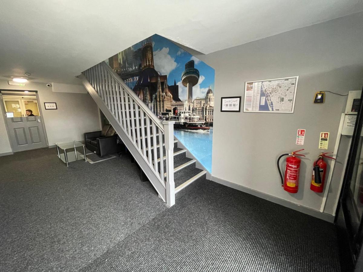 Mays Apartments - 102 Mill Street, Free Parking, 2 Minute Walk To Baltic Market And City Centre - Apartments Sleep 1-10 Guests Liverpool Eksteriør bilde