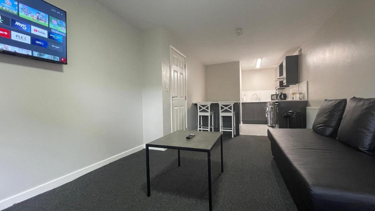 Mays Apartments - 102 Mill Street, Free Parking, 2 Minute Walk To Baltic Market And City Centre - Apartments Sleep 1-10 Guests Liverpool Eksteriør bilde
