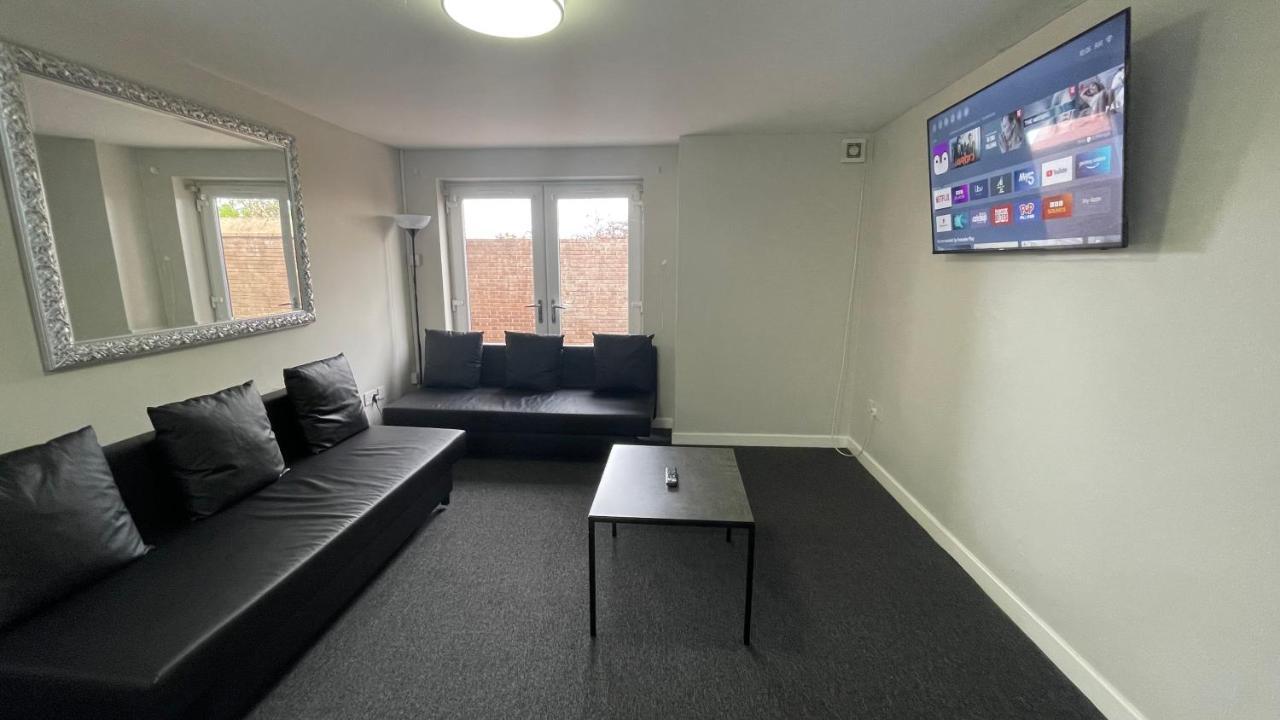 Mays Apartments - 102 Mill Street, Free Parking, 2 Minute Walk To Baltic Market And City Centre - Apartments Sleep 1-10 Guests Liverpool Eksteriør bilde
