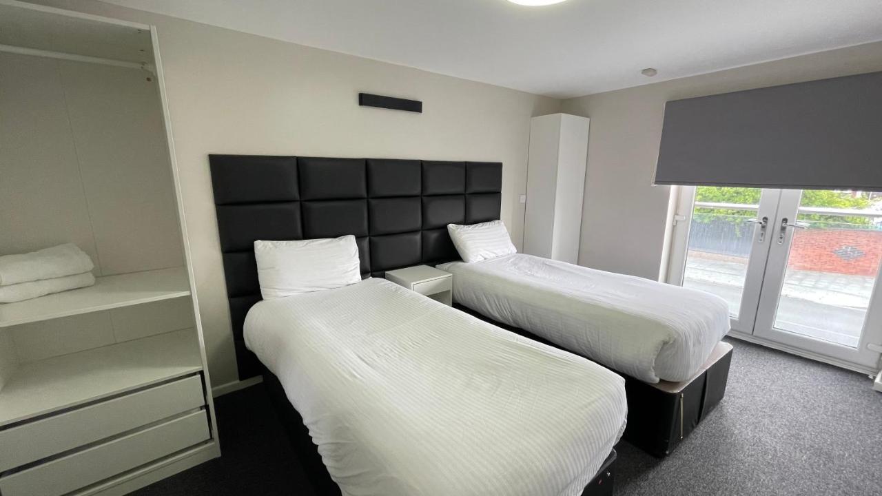 Mays Apartments - 102 Mill Street, Free Parking, 2 Minute Walk To Baltic Market And City Centre - Apartments Sleep 1-10 Guests Liverpool Eksteriør bilde