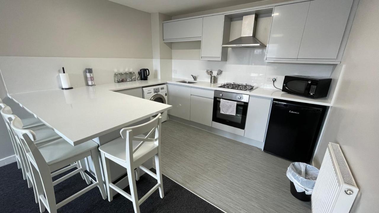 Mays Apartments - 102 Mill Street, Free Parking, 2 Minute Walk To Baltic Market And City Centre - Apartments Sleep 1-10 Guests Liverpool Eksteriør bilde