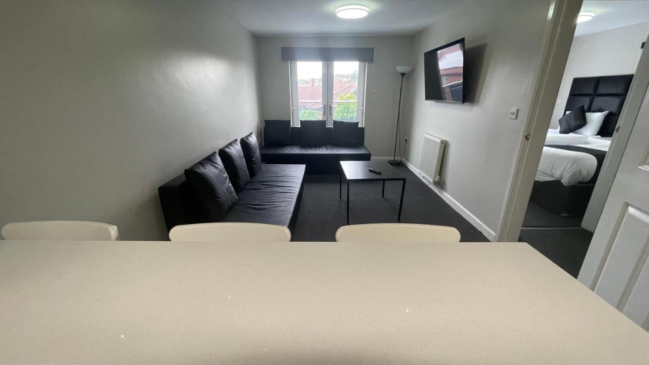 Mays Apartments - 102 Mill Street, Free Parking, 2 Minute Walk To Baltic Market And City Centre - Apartments Sleep 1-10 Guests Liverpool Eksteriør bilde
