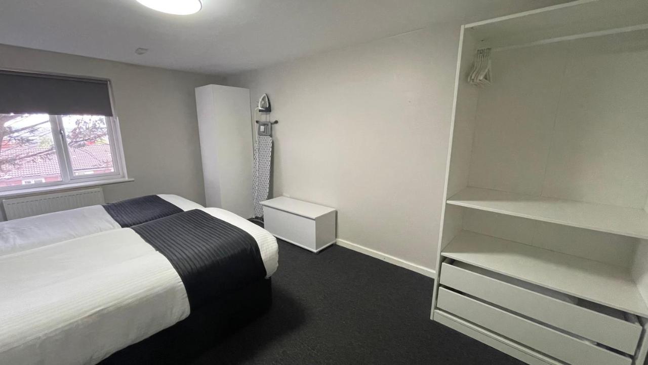 Mays Apartments - 102 Mill Street, Free Parking, 2 Minute Walk To Baltic Market And City Centre - Apartments Sleep 1-10 Guests Liverpool Eksteriør bilde